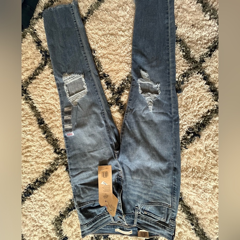Levi jeans